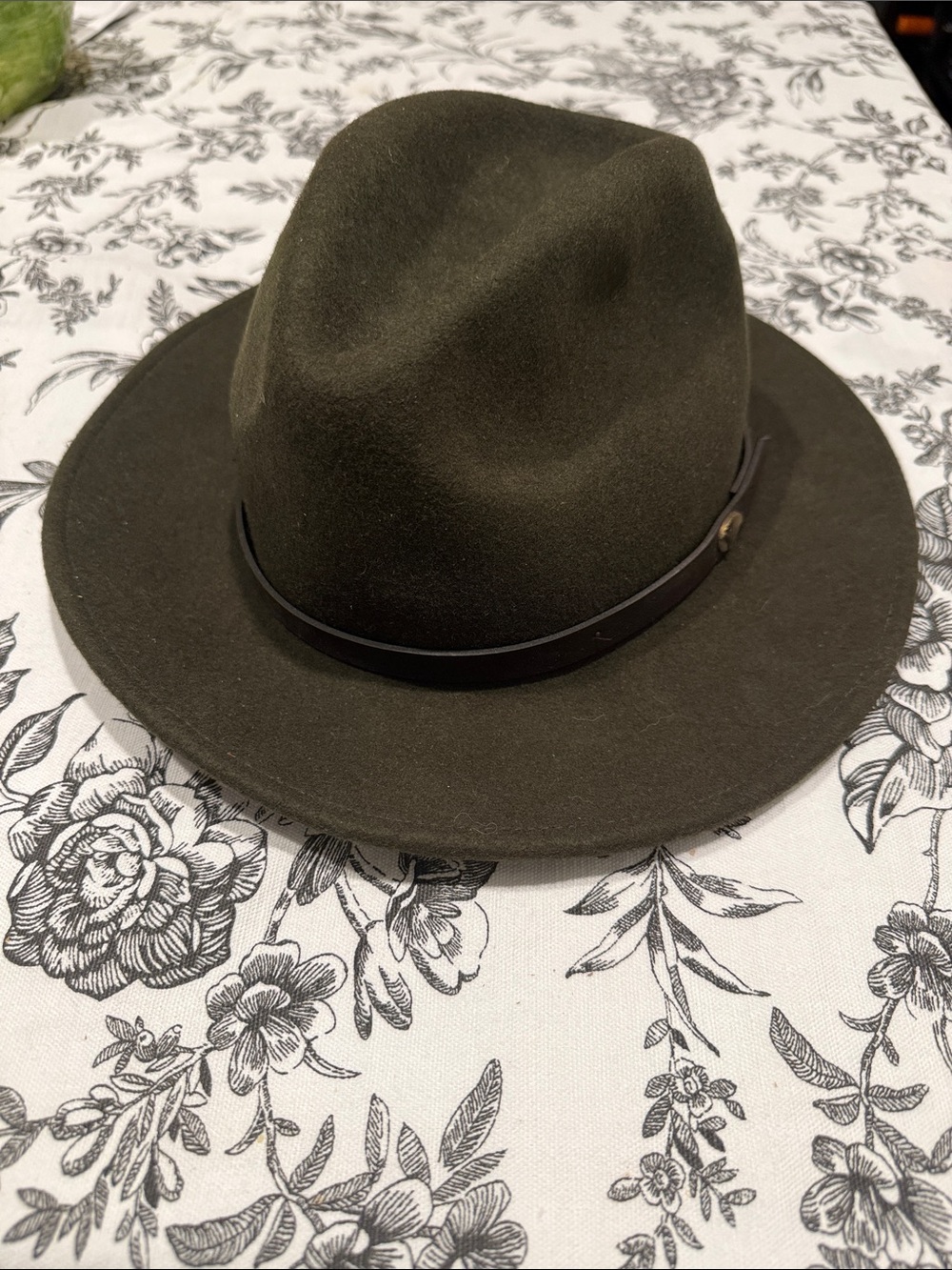 Classic Men's Olive 100% Wool Fedora Hat with Leather Band by Major Wear